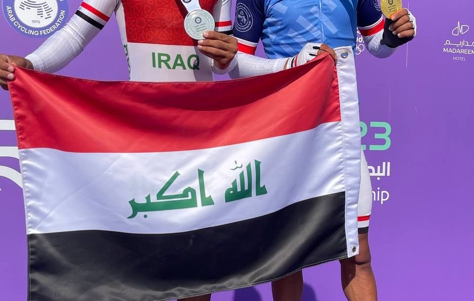 العراق يحصد الذهب والفضة في بطولة العرب بالدراجات