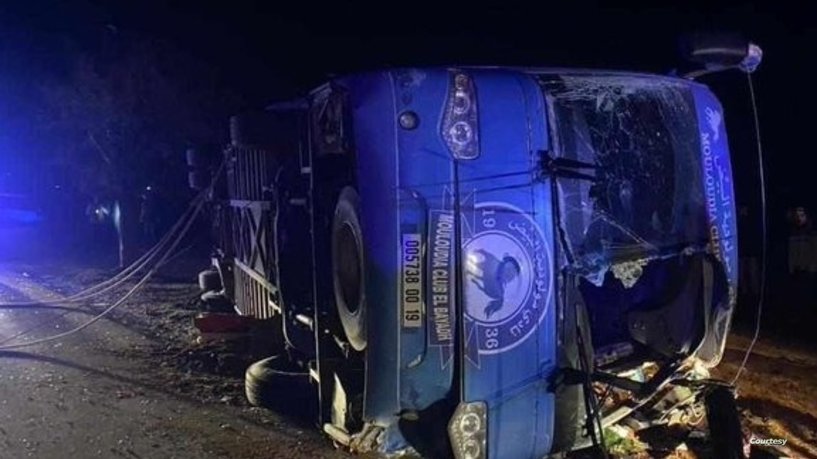 حادث مأساوي يودي بحياة لاعبين بفريق جزائري وتعليق لمباريات الدوري