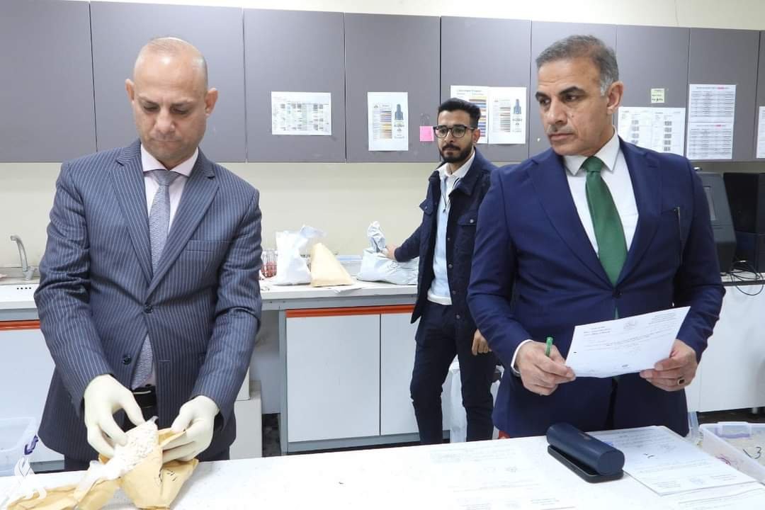 الصحة: إتلاف أكثر من 12 كيلو غراماً من المخدرات ببغداد