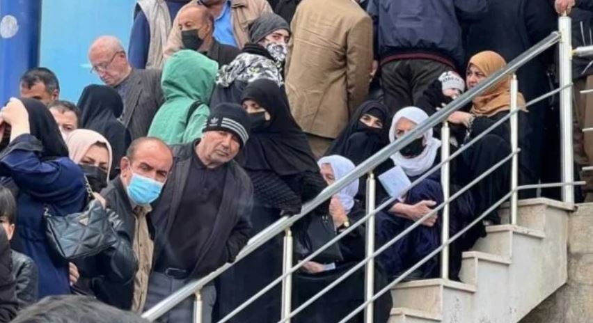 متقاعدة كردية تقضي أثناء وقوفها في طابور لاستلام راتب شهر شباط
