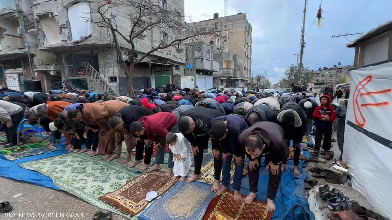 عيدٌ ...بلا حواجب!عيدٌ تحت الأنقاض