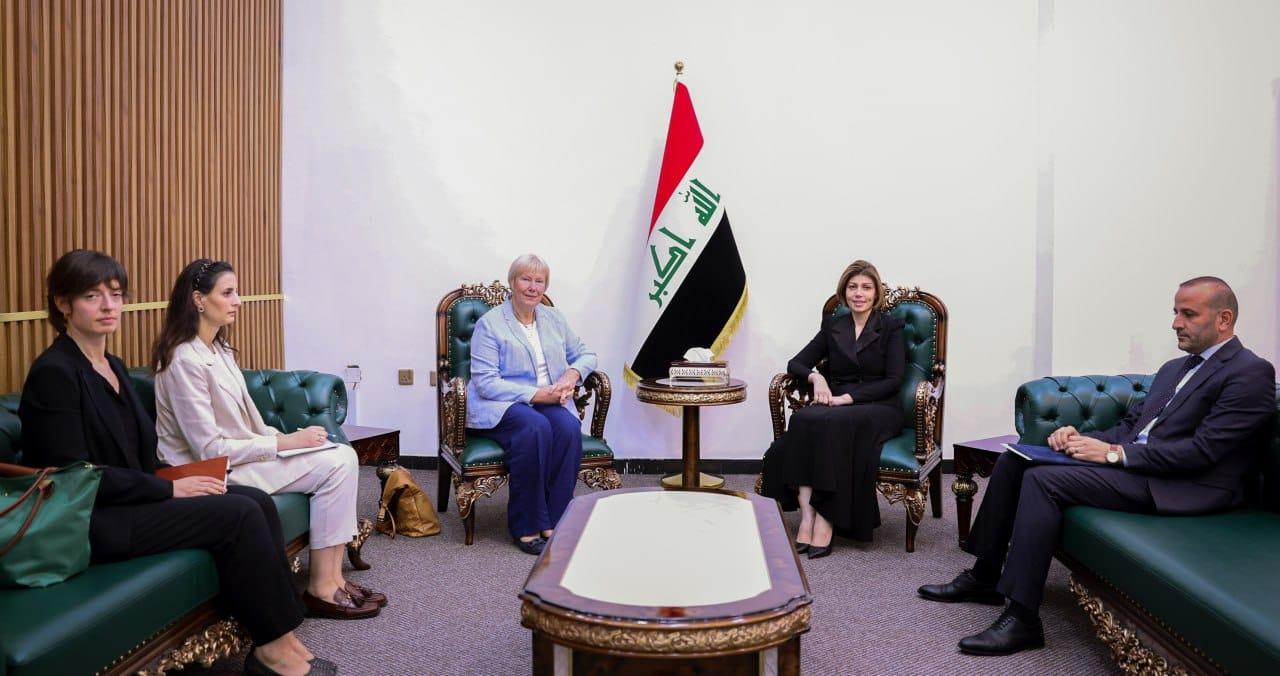 وزيرة الهجرة للسفيرة الالمانية:مستمرون بالعمل لإغلاق مخيمات النزوح ودعم الاستقرار في مناطق العودة