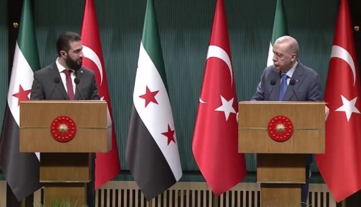 رويترز: تركيا بدأت تدريب ودعم الجيش السوري